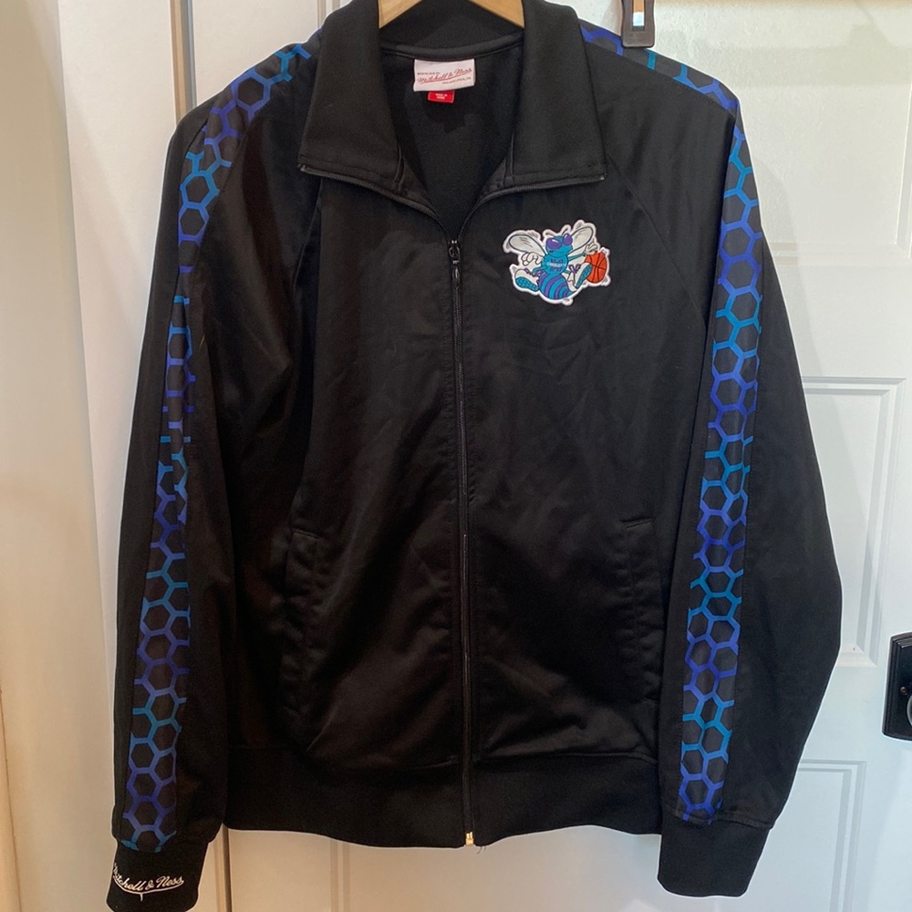 Mitchell & Ness Throwback Hornets Jacket - image 1